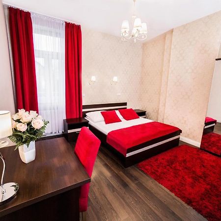 Dwor Olimp Hotel Stalowa Wola Exterior photo